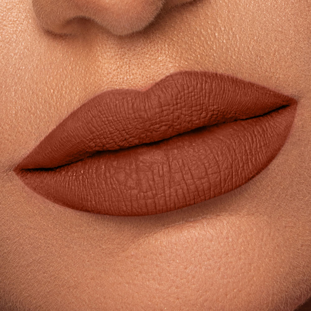 Character Creamy Matte Lipcolor