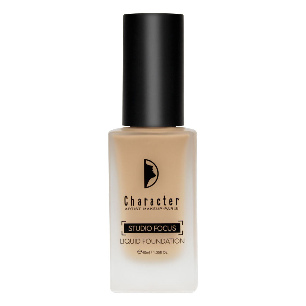 Character Studio Focus Liquid Foundation